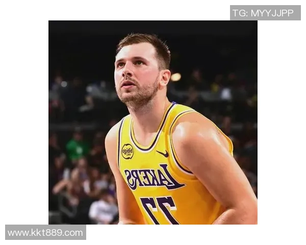 湖人对决金州勇士精彩对抗赛回顾与分析